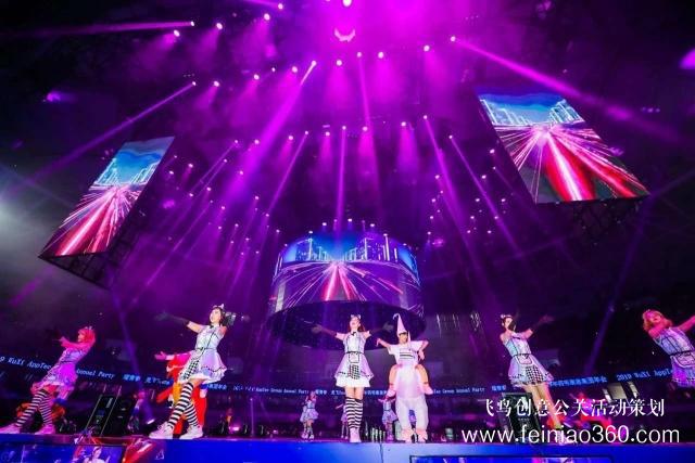 把年會(huì)放橫店，舉辦“維密秀”，醫(yī)藥圈都是這樣開(kāi)年會(huì)的。